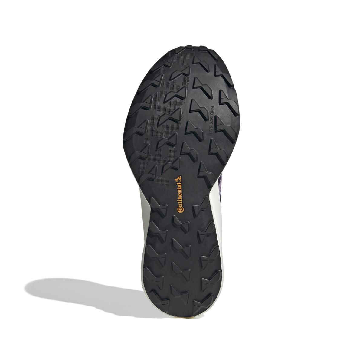 product/a/d/adidas_jq1617_4_footwear_photography_bottom_view_white.jpg
