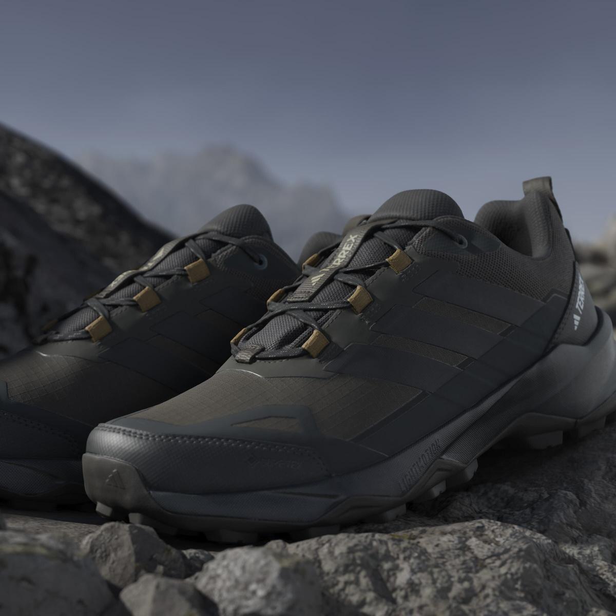 product/a/d/adidas_jq2213_22_footwear_photography_heromrktng_view_9-nw091625.jpg
