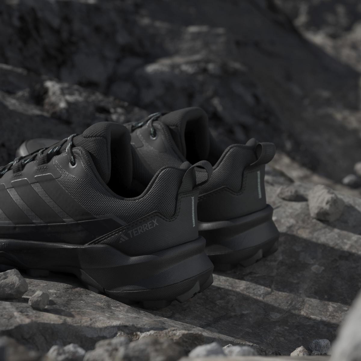 product/a/d/adidas_jq2222_23_footwear_photography_heromrktng_view_10-nw091625.jpg
