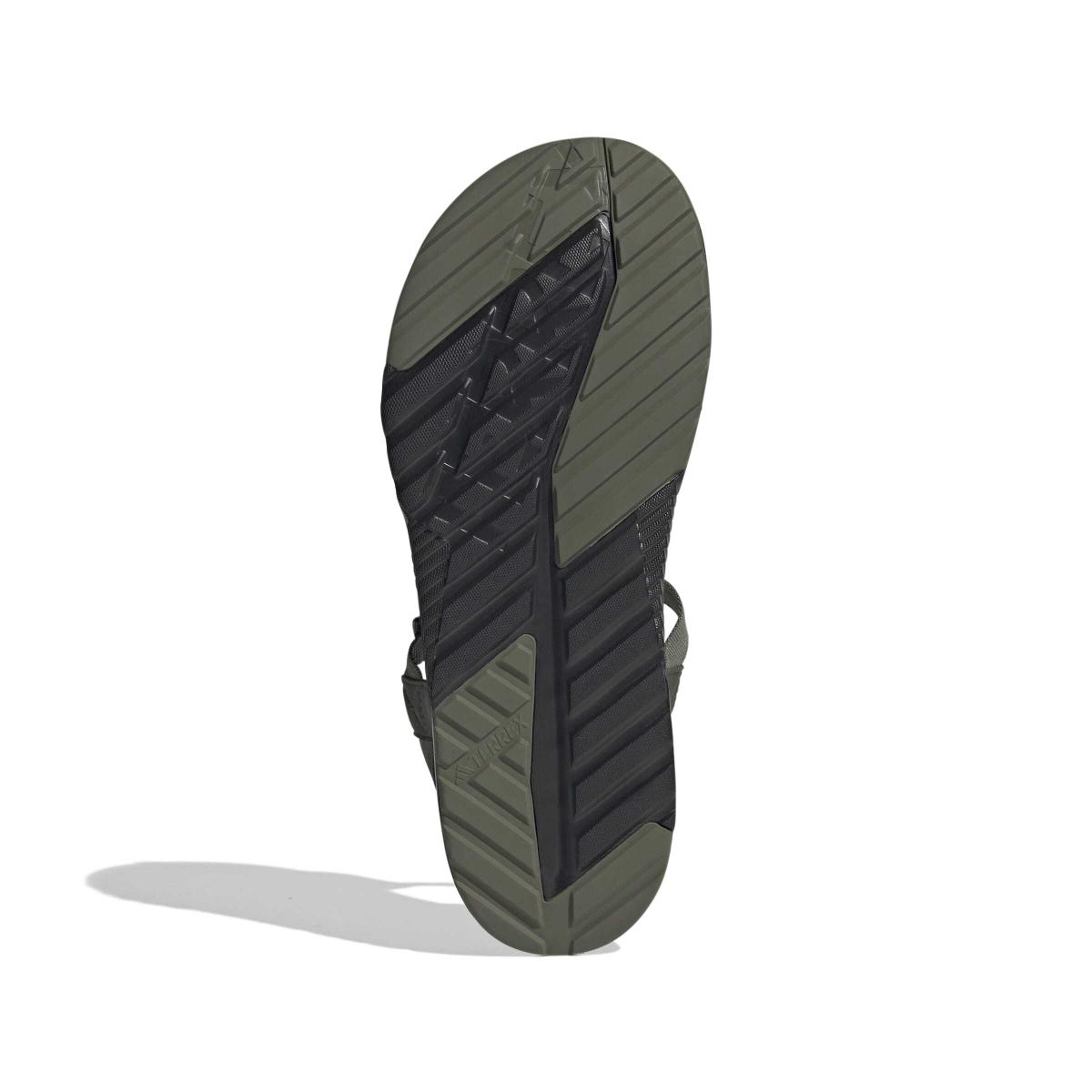 product/a/d/adidas_jq2572_4_footwear_photography_bottom_view_white-nw091625.jpg
