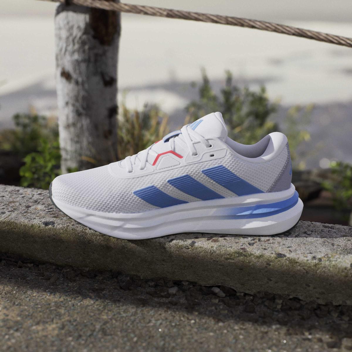 product/a/d/adidas_jq2622_dshgry-blufus-lucred_17.jpg