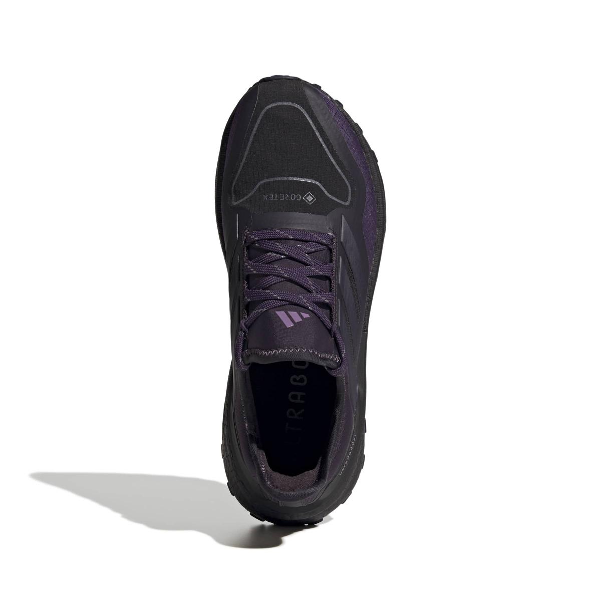 product/a/d/adidas_jq2955_3_footwear_photography_top_portrait_view_white-nw091625.jpg