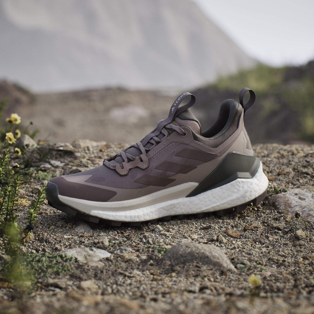 product/a/d/adidas_jq9906_20_footwear_photography_heromrktng_view_7-nw091625.jpg