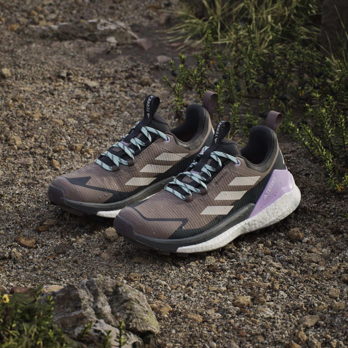 product/a/d/adidas_jq9912_18_footwear_photography_heromrktng_view_5-nw091625.jpg