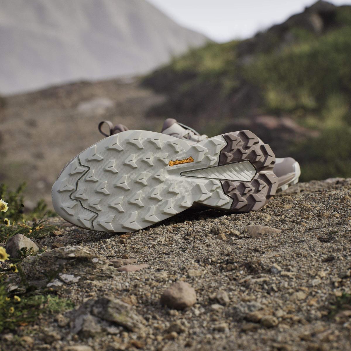 product/a/d/adidas_jq9923_16_footwear_photography_heromrktng_view_4-nw091625.jpg