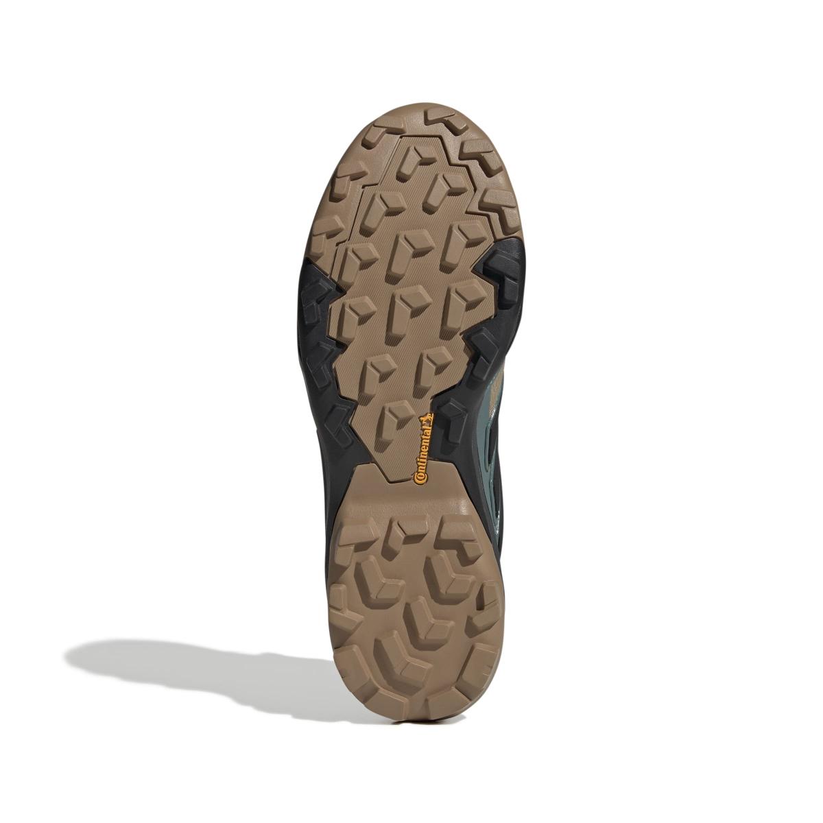 product/a/d/adidas_jq9929_4_footwear_photography_bottom_view_white-072925nw.jpg