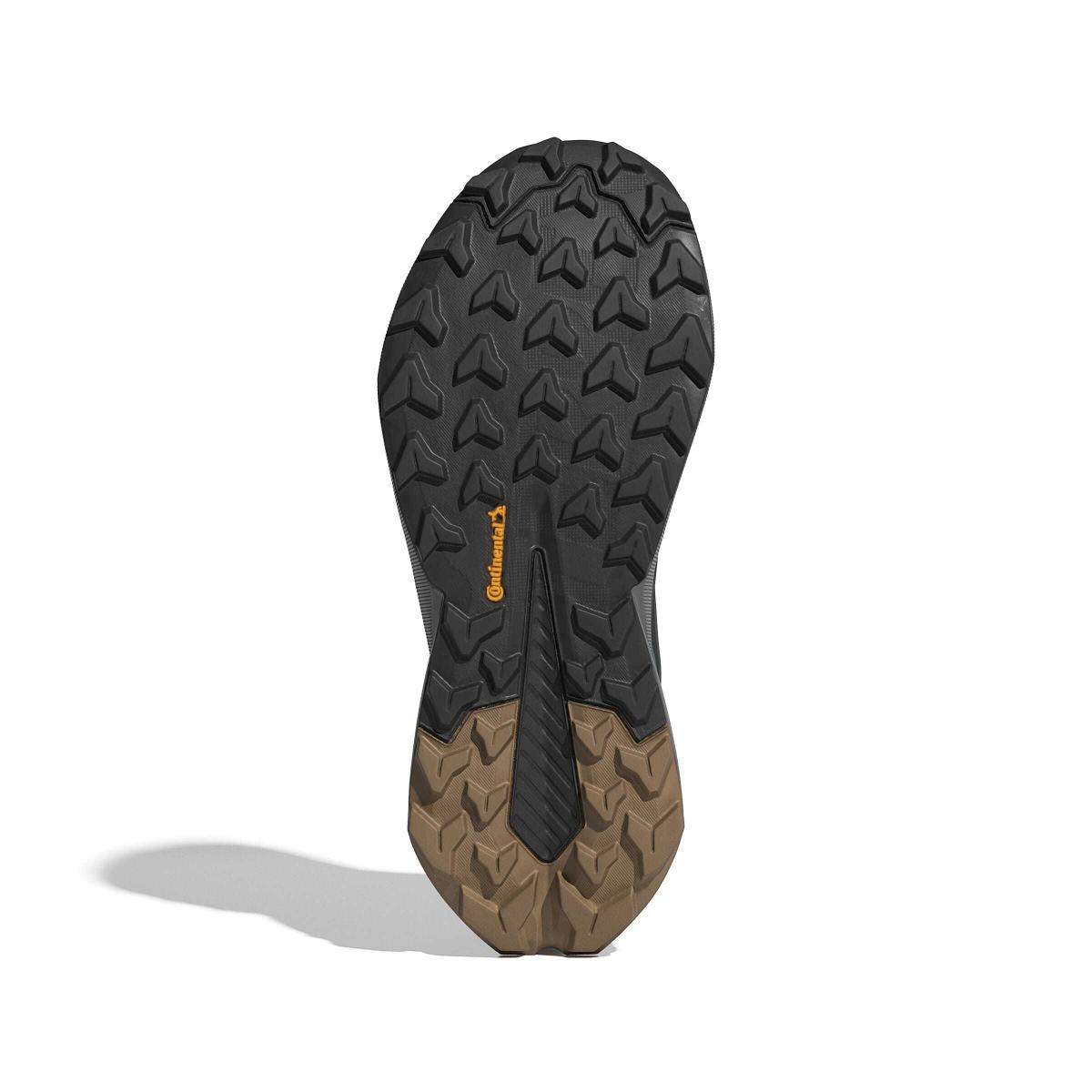 product/a/d/adidas_jq9944_4_footwear_photography_bottom_view_white-nw091625.jpg