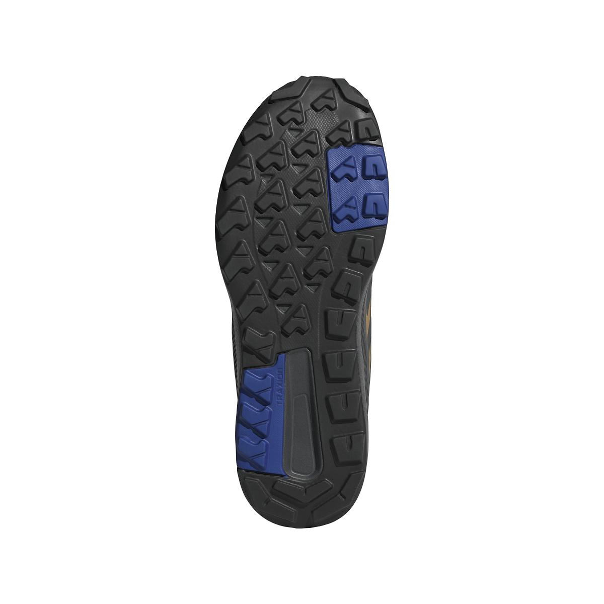 product/a/d/adidas_jq9954_aurivy-gresix-cardbo_4.jpg