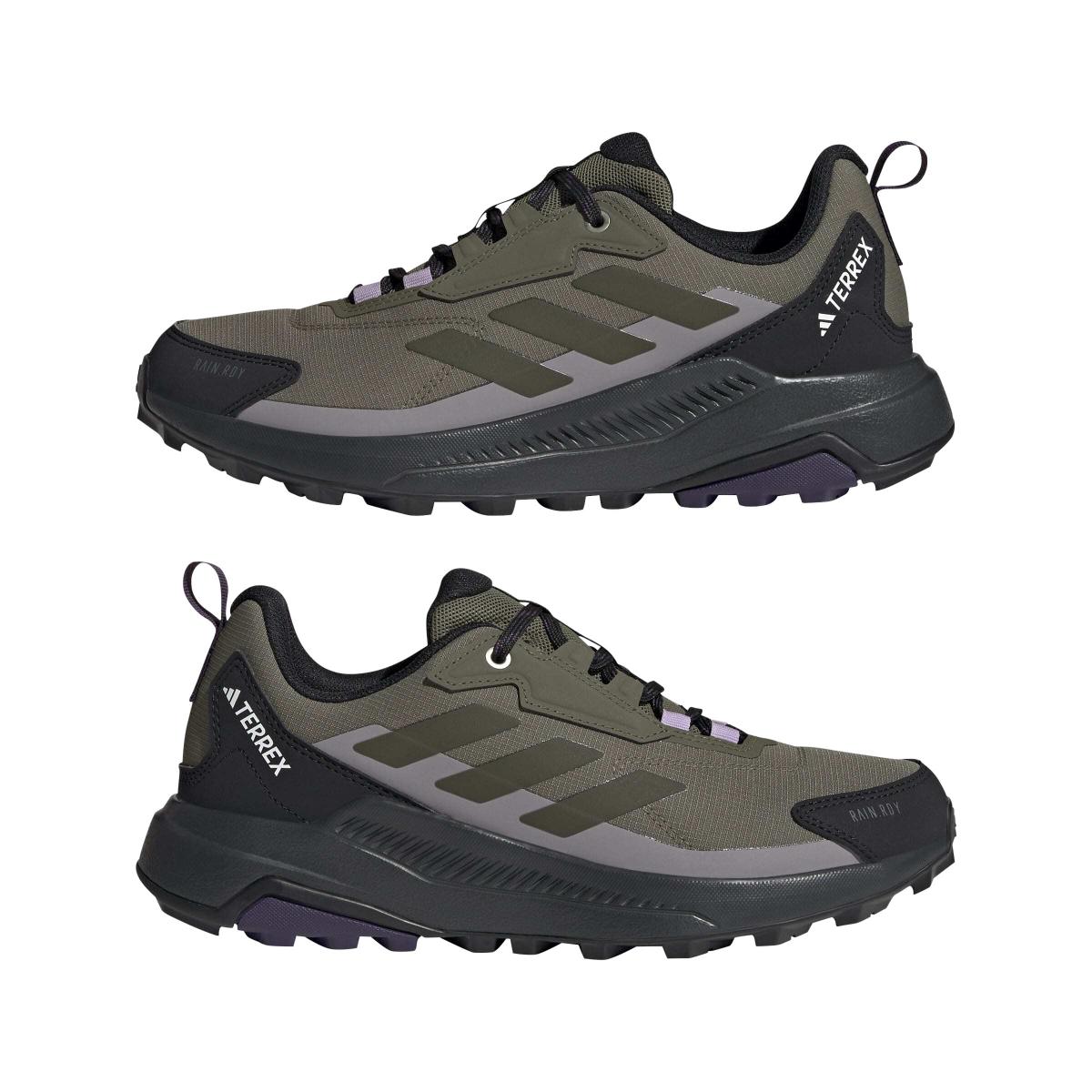 product/a/d/adidas_jq9962_10_footwear_photography_mirrored_pair_view_white-nw091625.jpg