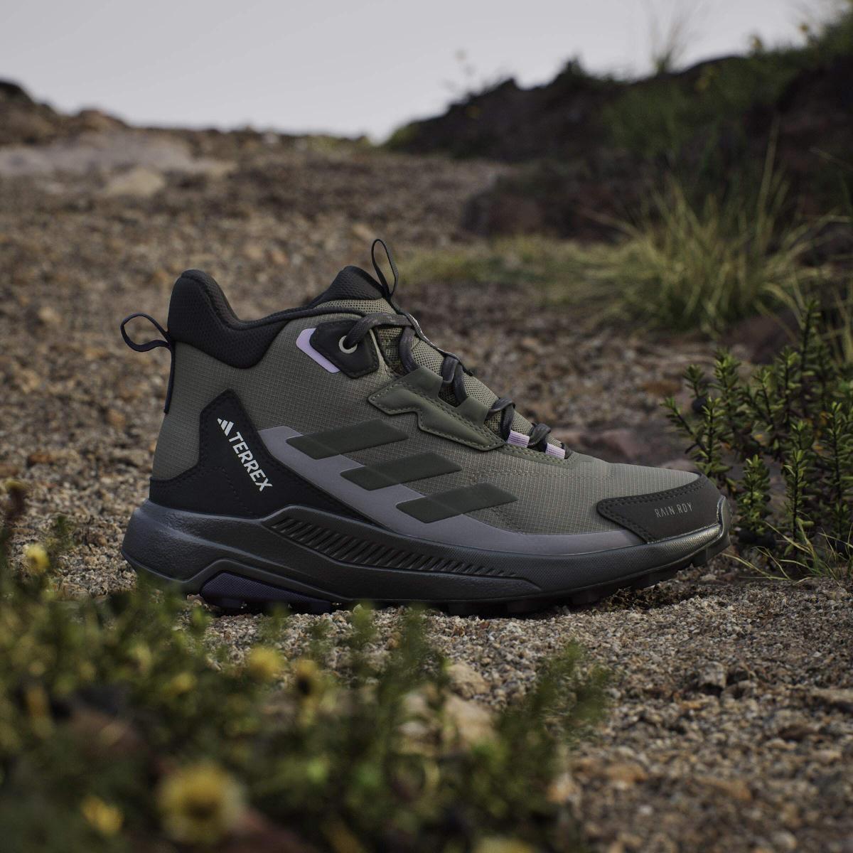 product/a/d/adidas_jq9965_olistr-ngtcar-cblack_13.jpg