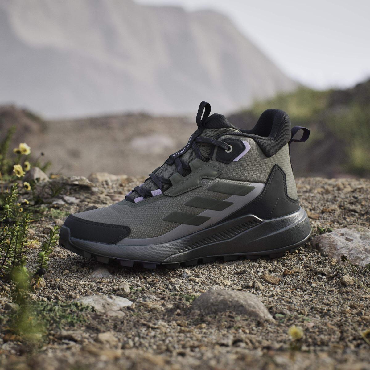 product/a/d/adidas_jq9965_olistr-ngtcar-cblack_17.jpg