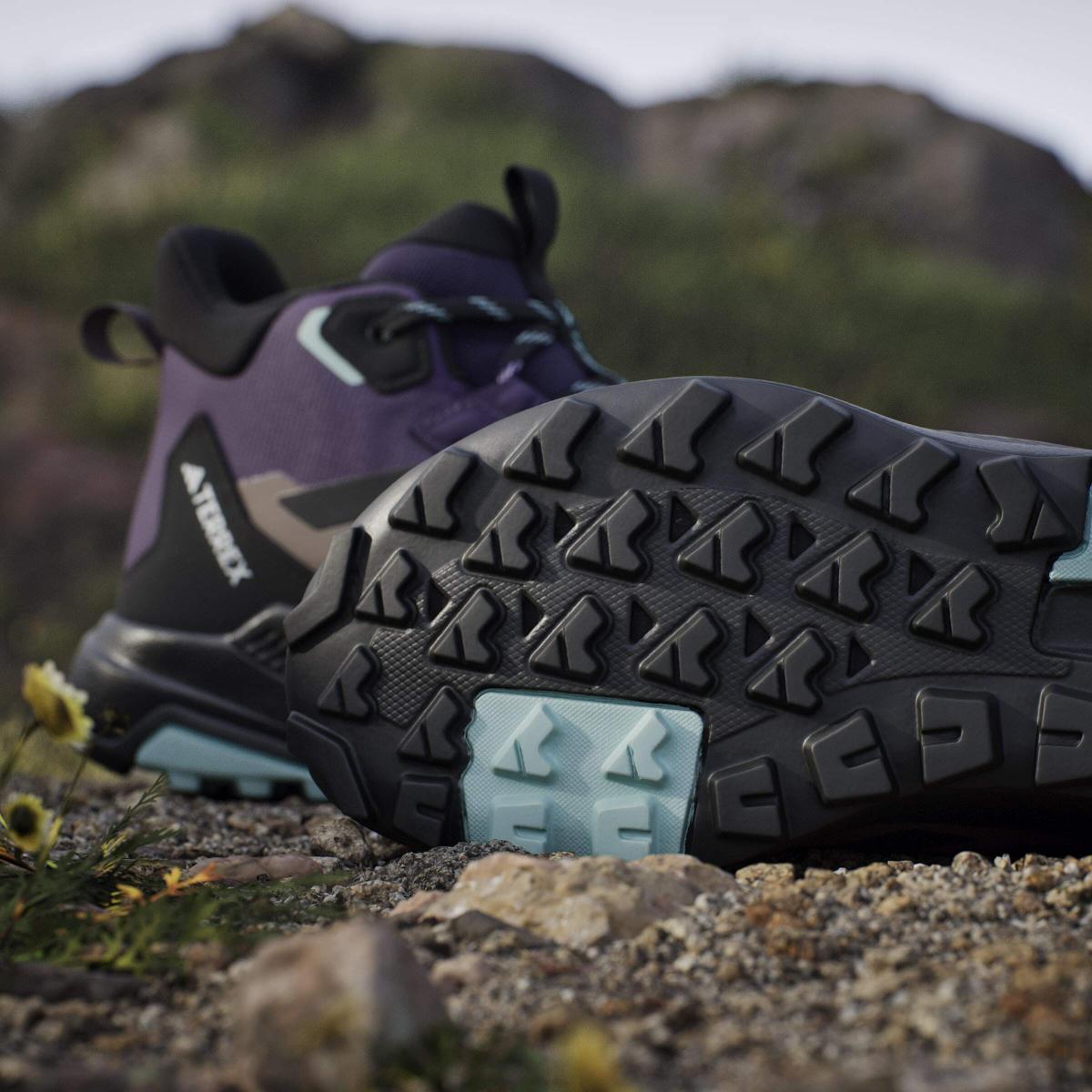 product/a/d/adidas_jq9966_23_footwear_photography_heromrktng_view_11-nw091625.jpg
