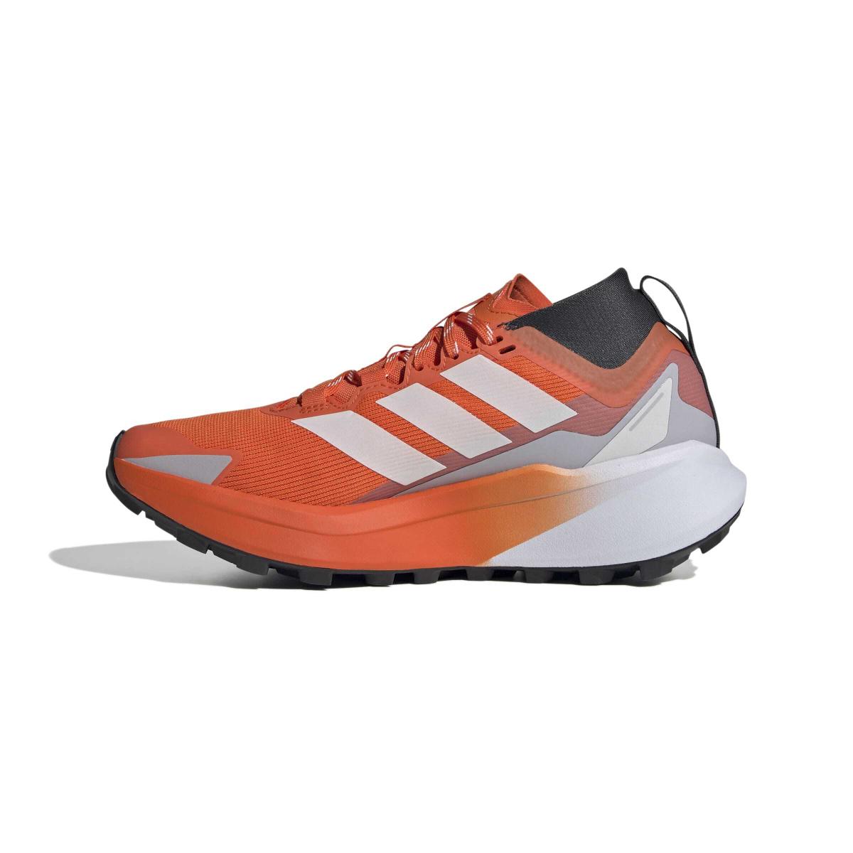 product/a/d/adidas_jr5248_5_footwear_photography_side_medial_center_view_white-nw091725.jpg