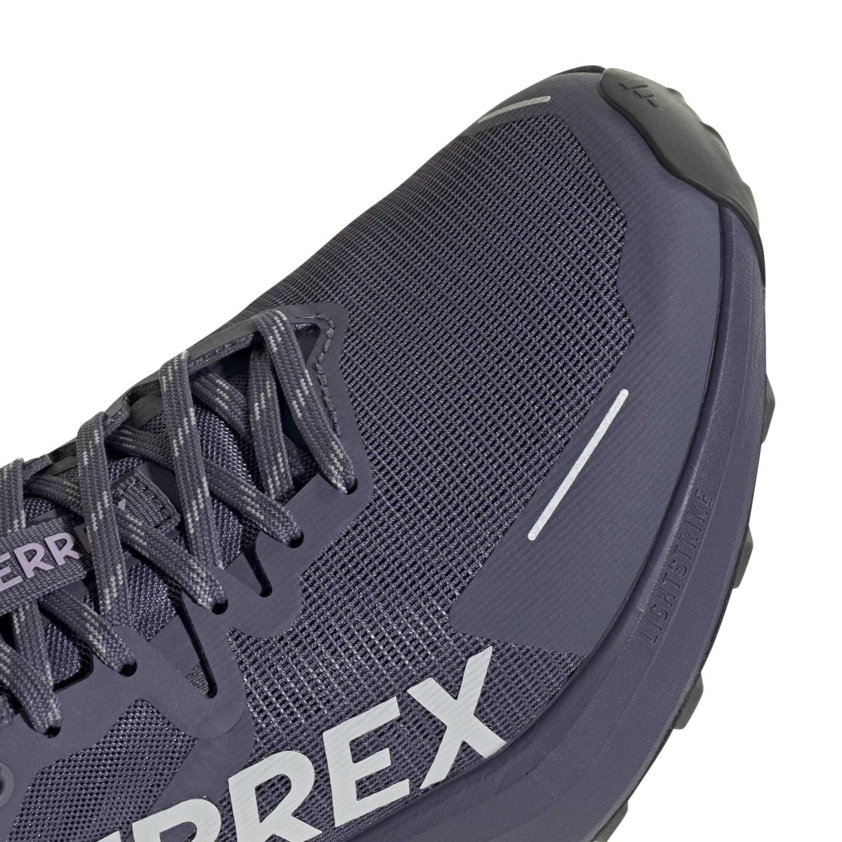 product/a/d/adidas_jr5251_8_footwear_photography_detail_view_1_white-nw091725.jpg