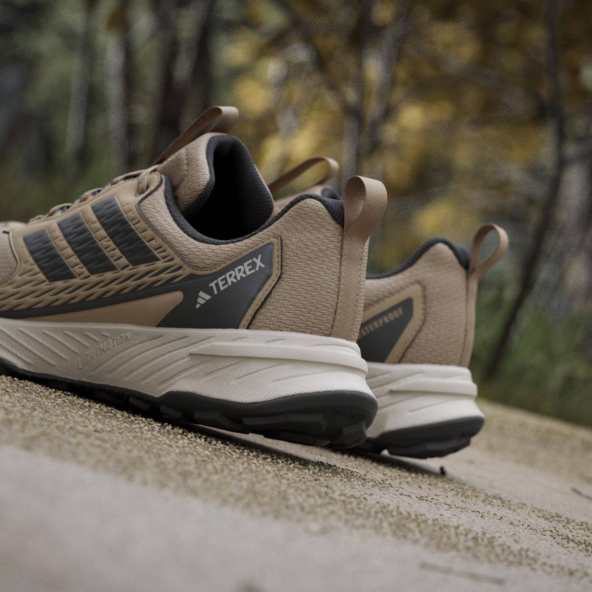 product/a/d/adidas_jr7771_23_footwear_photography_heromrktng_view_10-nw091725.jpg