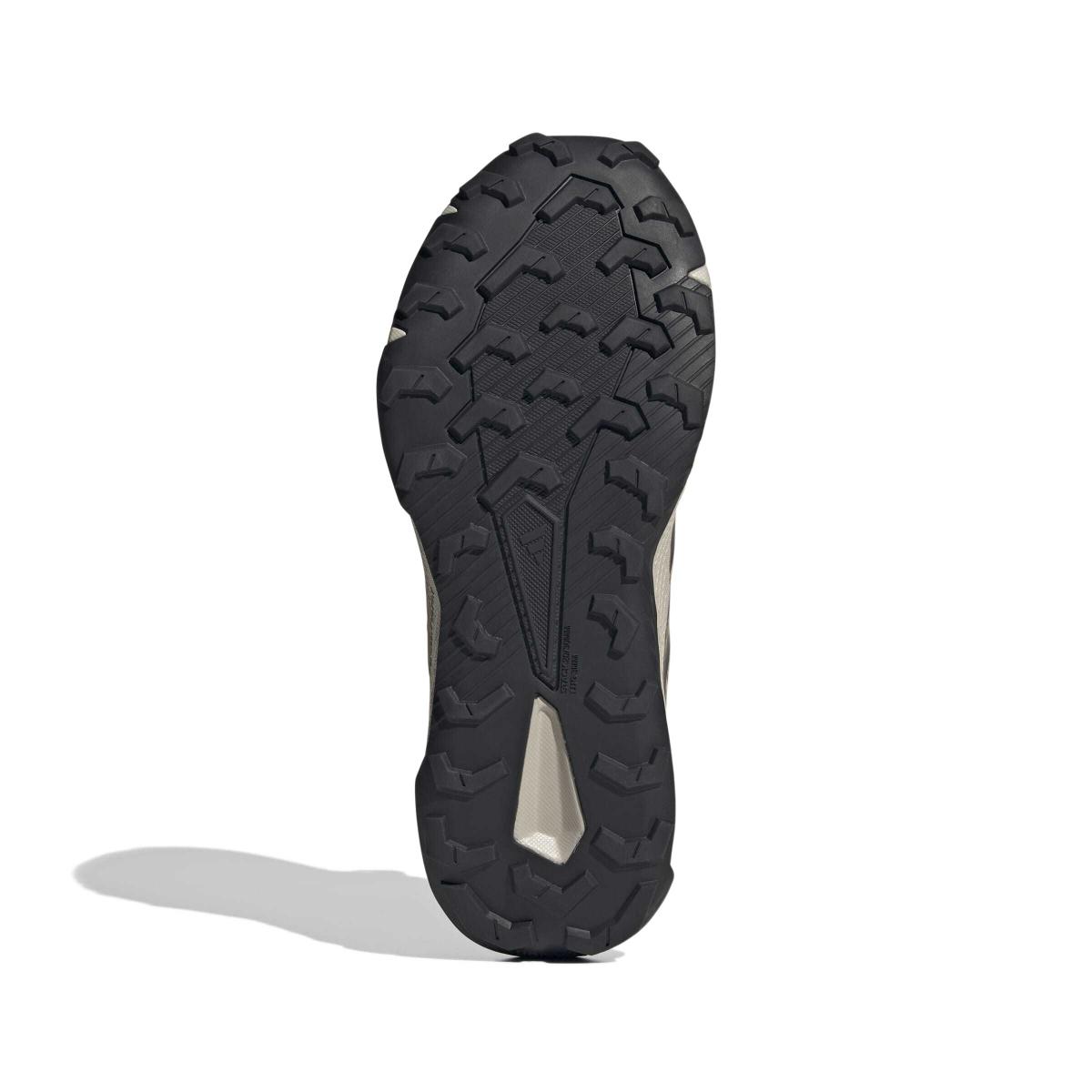 product/a/d/adidas_jr7771_4_footwear_photography_bottom_view_white-nw091725.jpg