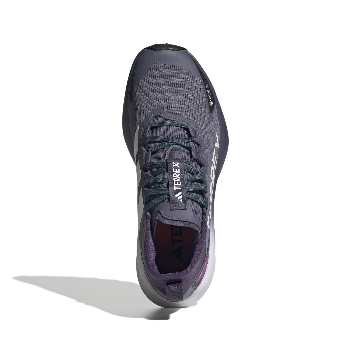 product/a/d/adidas_jr7785_3_footwear_photography_top_portrait_view_white.jpg