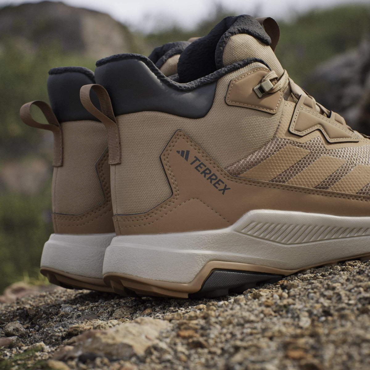 product/a/d/adidas_js1431_22_footwear_photography_heromrktng_view_10-nw091725.jpg