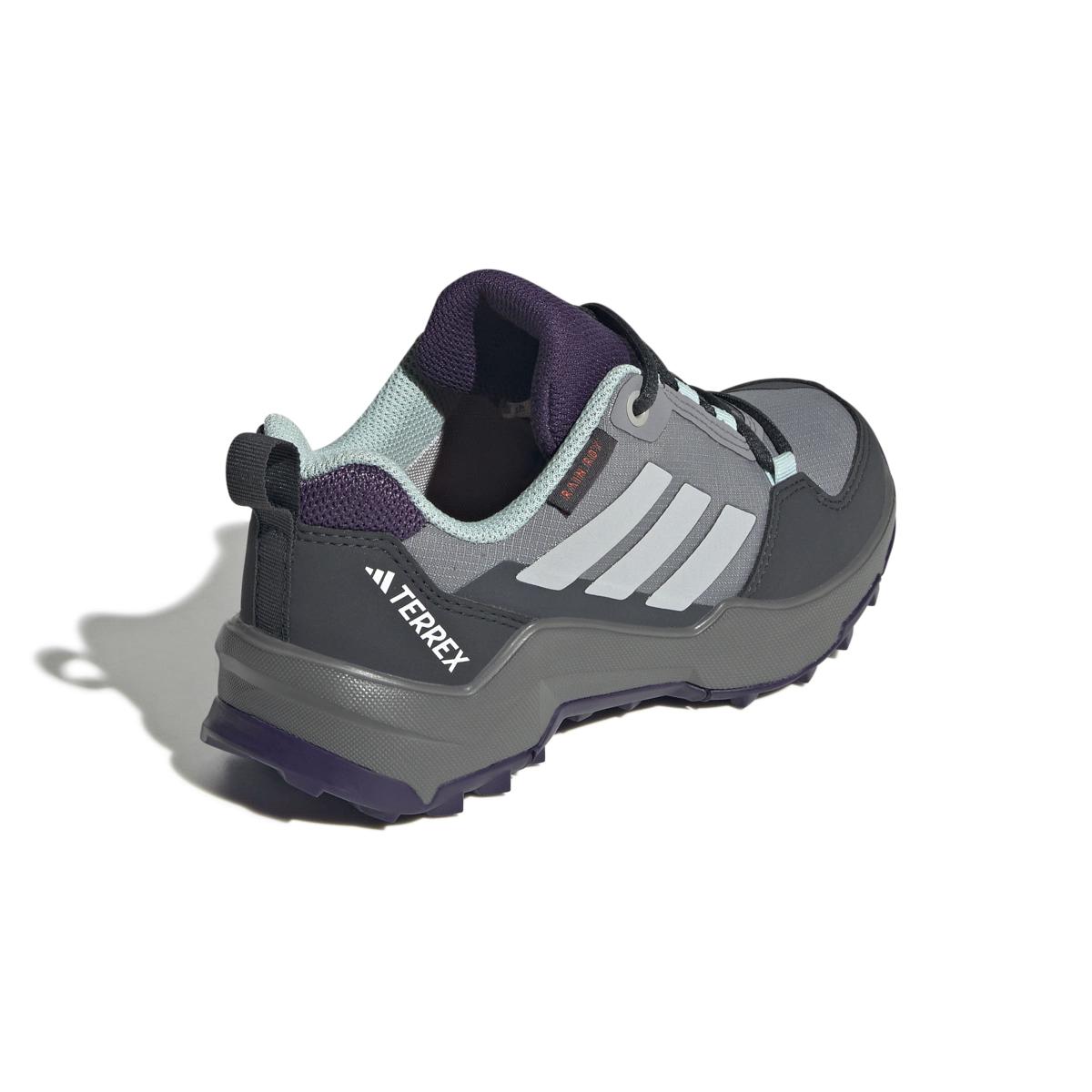 product/a/d/adidas_js2926_7_footwear_photography_back_lateral_top_view_white-nw091725.jpg