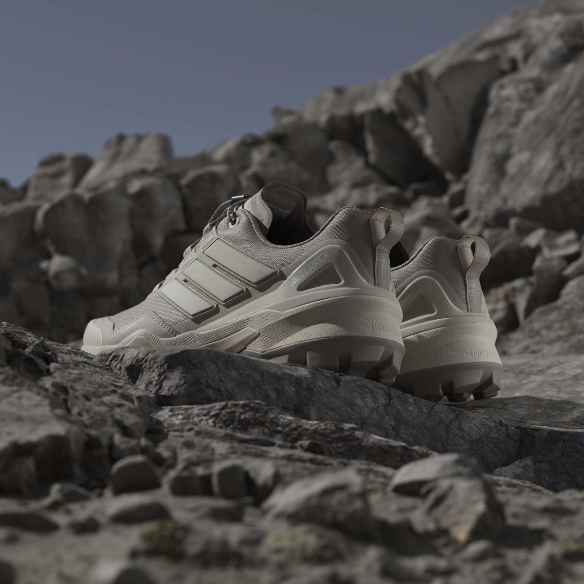 product/a/d/adidas_js4610_18_footwear_photography_heromrktng_view_6-nw091725.jpg