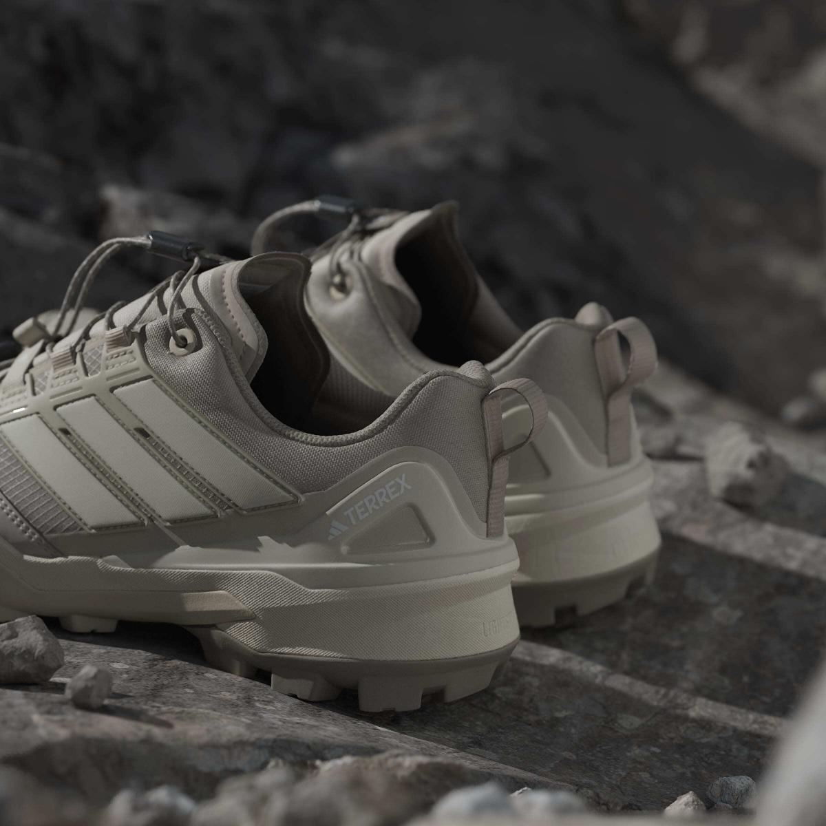 product/a/d/adidas_js4610_22_footwear_photography_heromrktng_view_10-nw091725.jpg