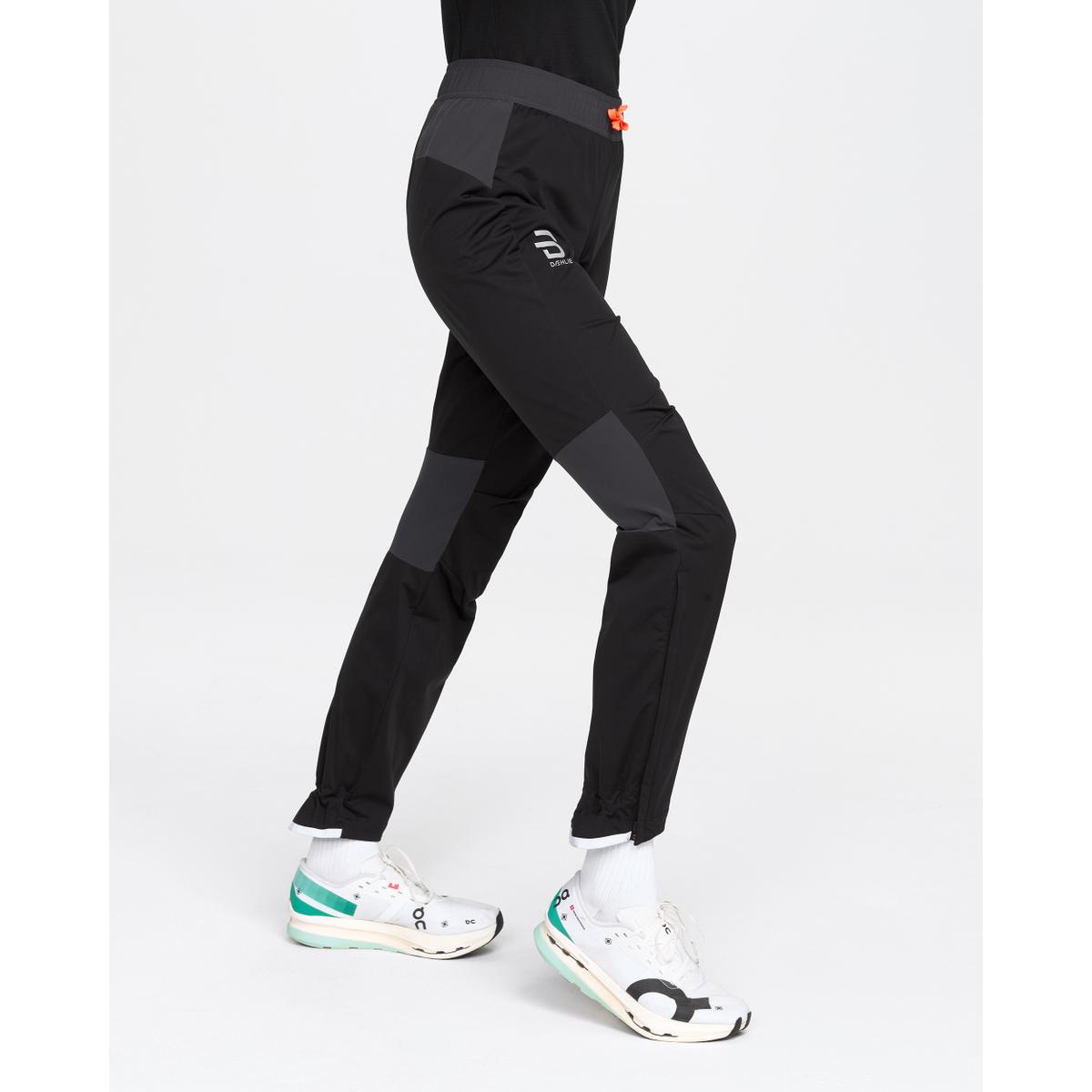 product/d/a/daehlie-sportswear_333970-99900_black_3.jpg
