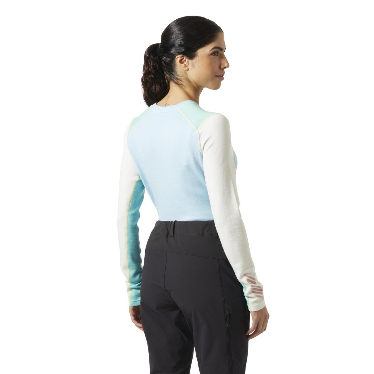 product/h/e/helly-hansen_49378-607_light-cyan_2.jpg