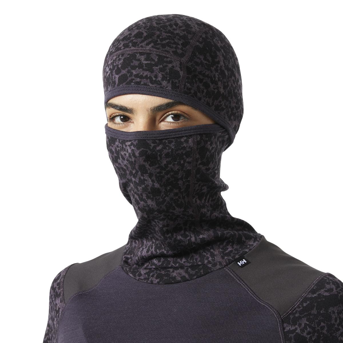 product/h/e/helly-hansen_49498-660_black-grape-arc-reflect-ao_1.jpg