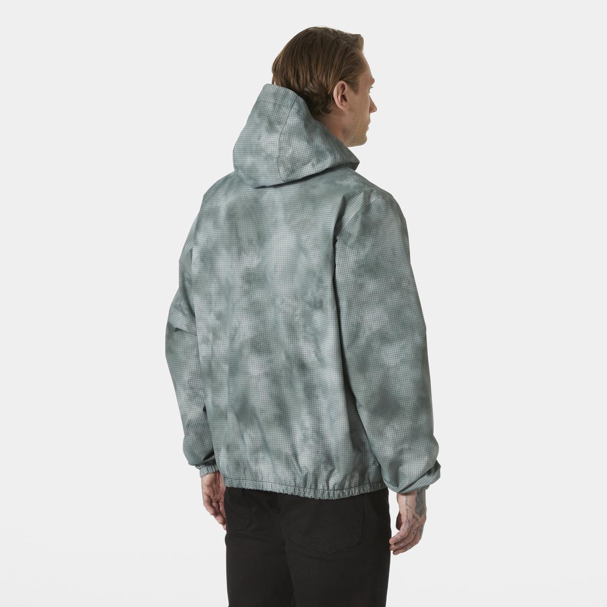 product/h/e/helly-hansen_54280-990_black-yu-spray-print-aop_5.jpg