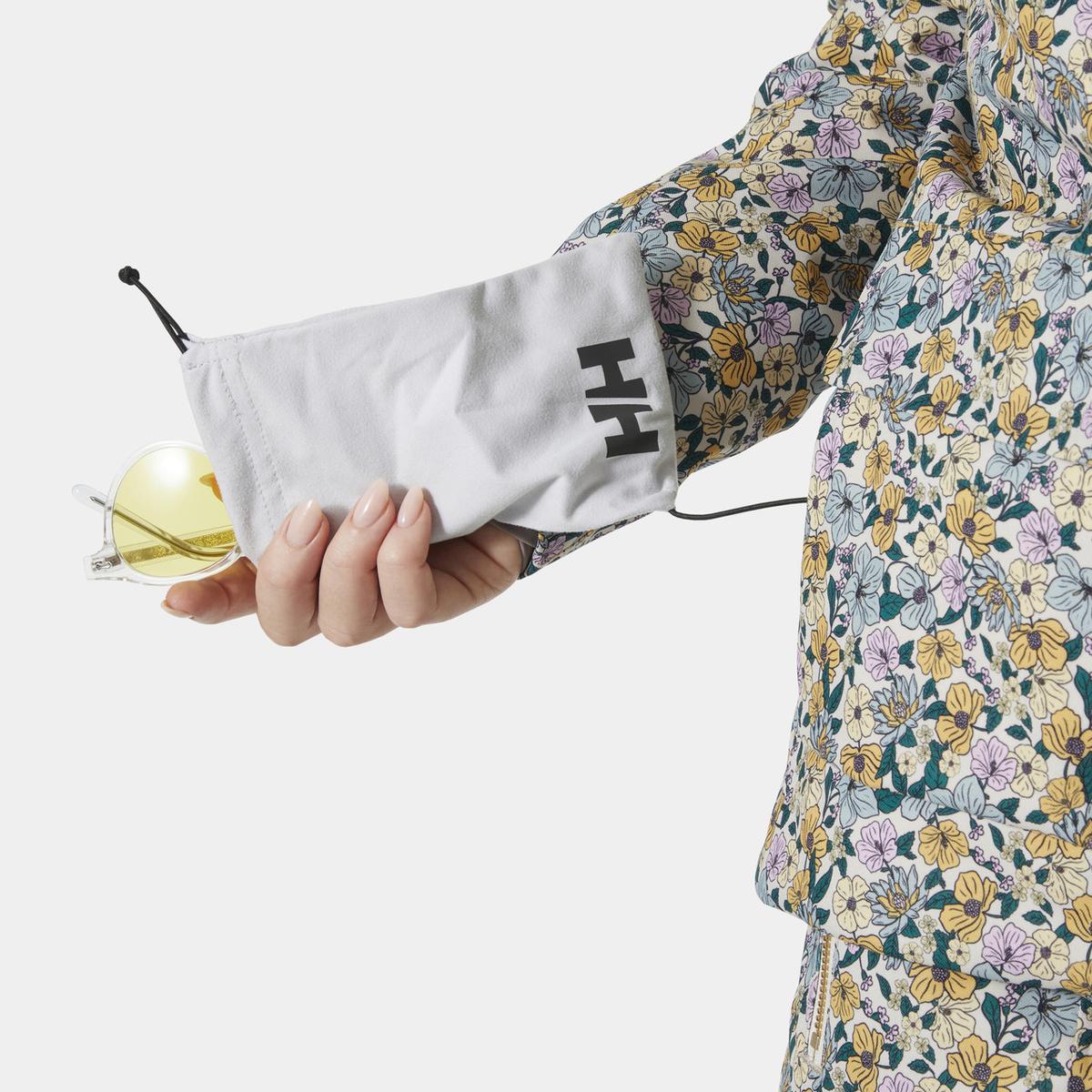 product/h/e/helly-hansen_65945-390_sand-floral-aop_8.jpg