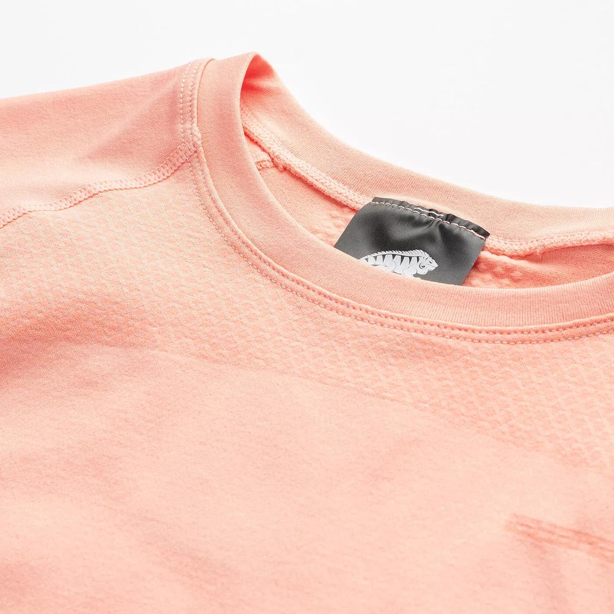 product/i/g/iguana_m000263151_coral-almond_3.jpg