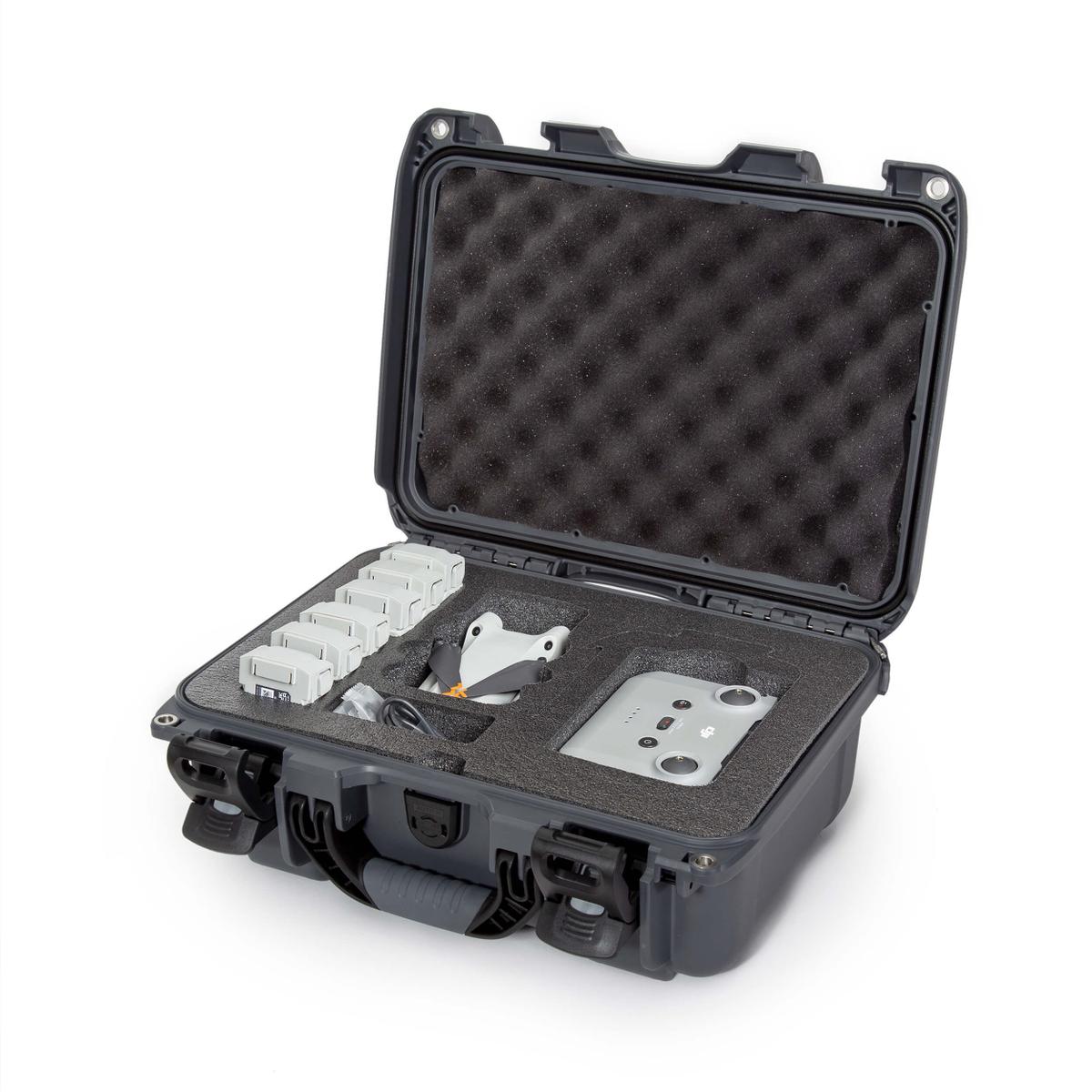 product/n/a/nanuk_915s-080gp-0a0-c0602_graphite_1.jpg