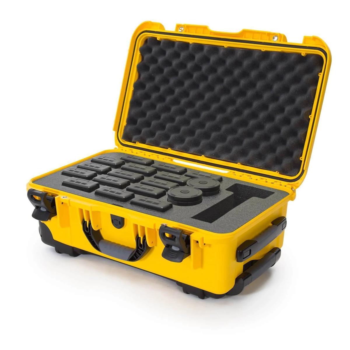 product/n/a/nanuk_935s-080yl-0a0-21180_0.jpg