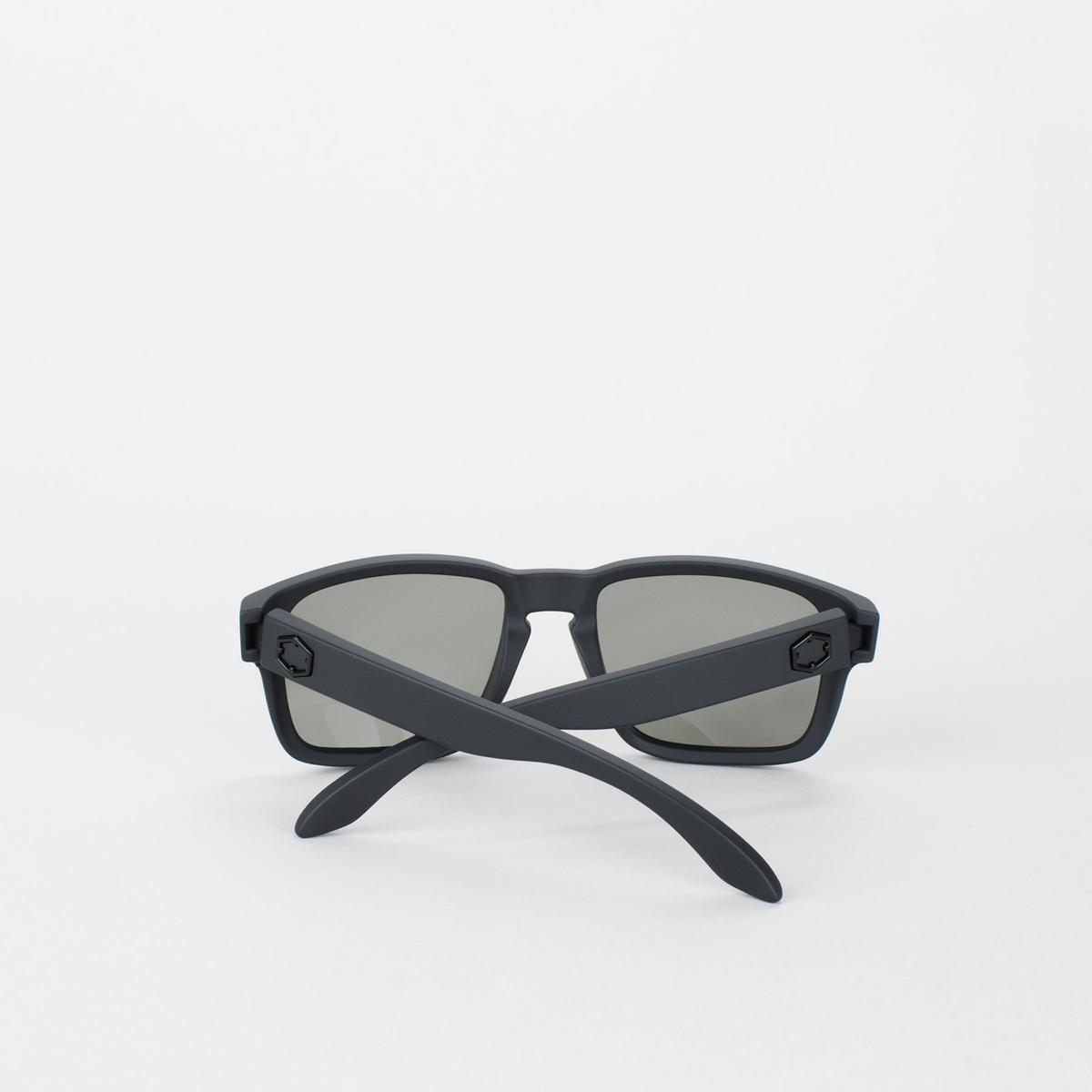 product/o/u/out-of_2s010213_black-the-one-gelo_3.jpg