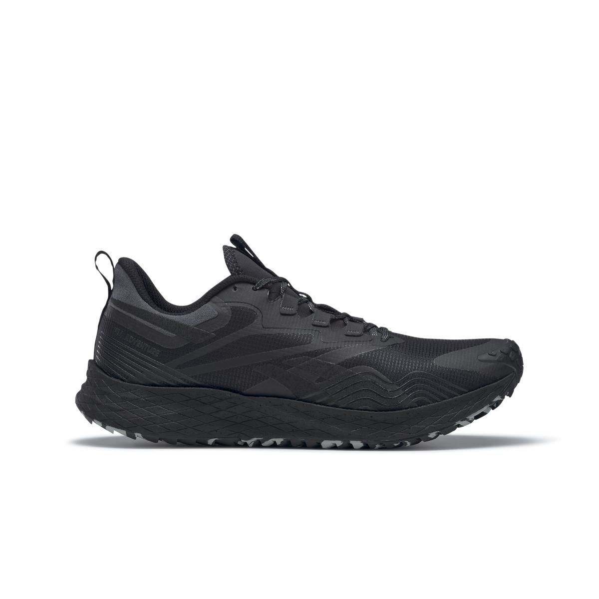 product/r/e/reebok_gz1405_1_footwear_photography_side_lateral_center_view_white_000.jpg