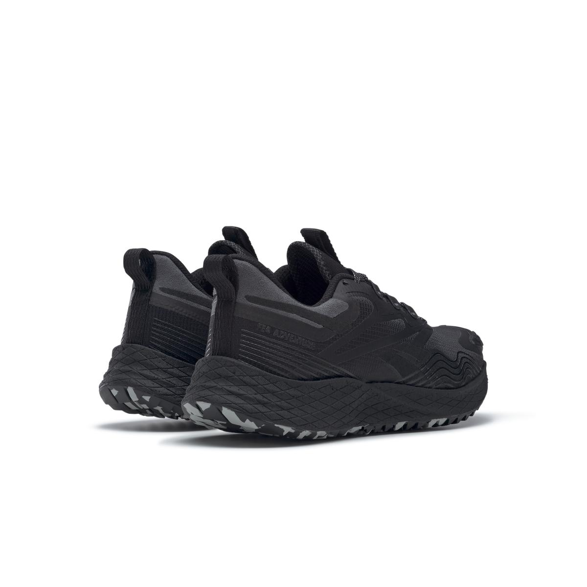 product/r/e/reebok_gz1406_6_footwear_photography_back_lateral_top_view_white_000.jpg