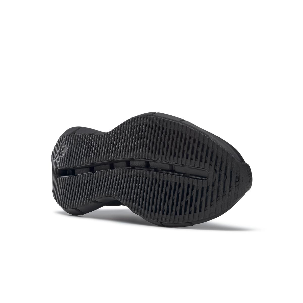 product/r/e/reebok_gz8803_3_footwear_photography_bottom_view_white_000.jpg