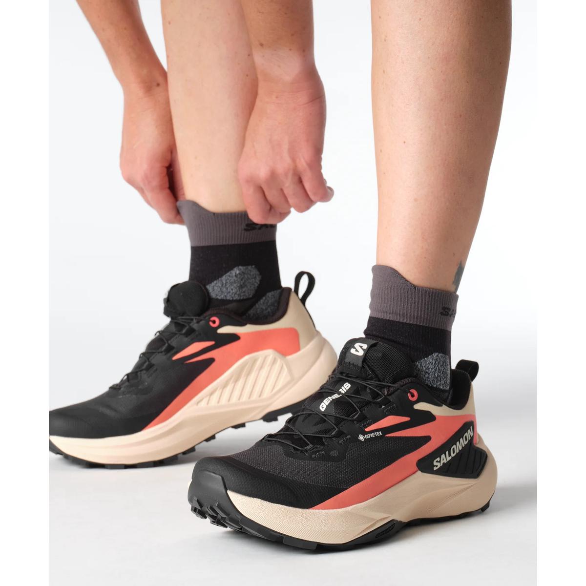 product/s/a/salomon_l47807900_black-tender-peach-fusion-coral_7.jpg