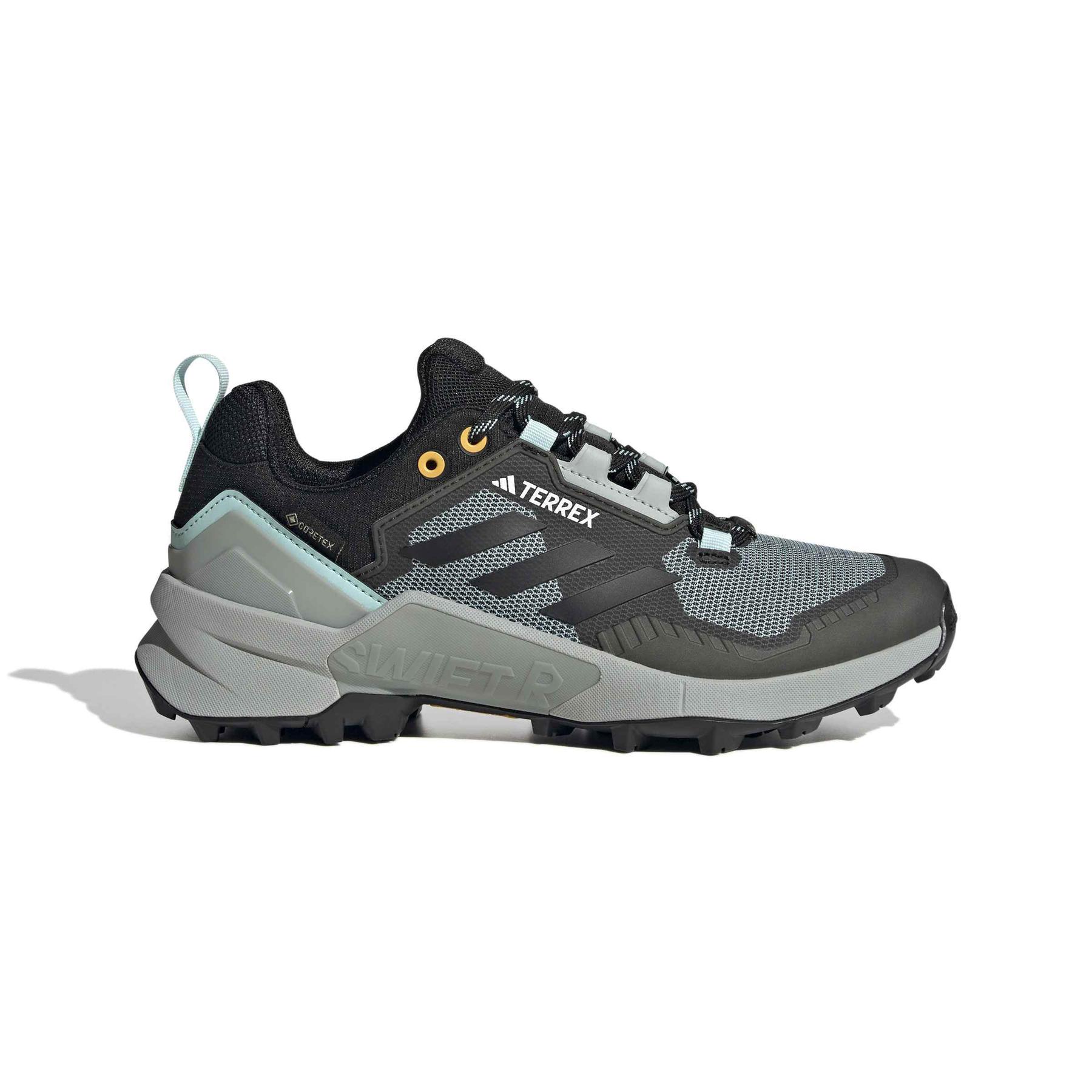 product/2/0/2025_09_adidas_if2403_1_footwear_photography_side_lateral_center_view_white.jpg