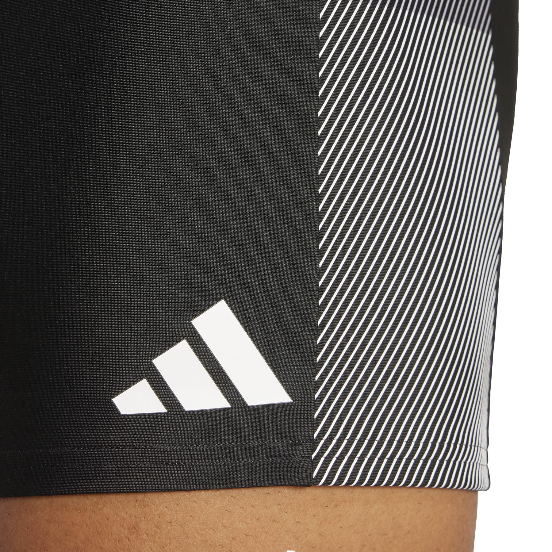 product/2/0/2025_adidas_jm9937_6_apparel_on_model_detail_view_2_white.jpg