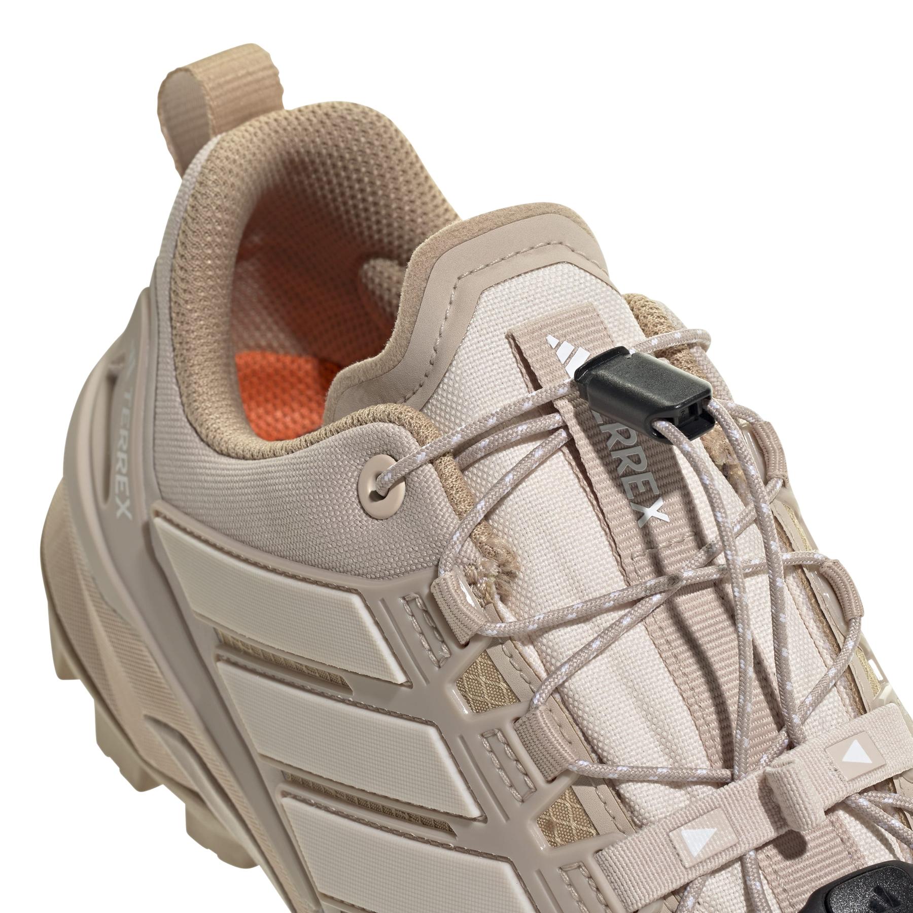 product/2/0/2025_adidas_js4611_9_footwear_photography_detail_view_2_white.jpg