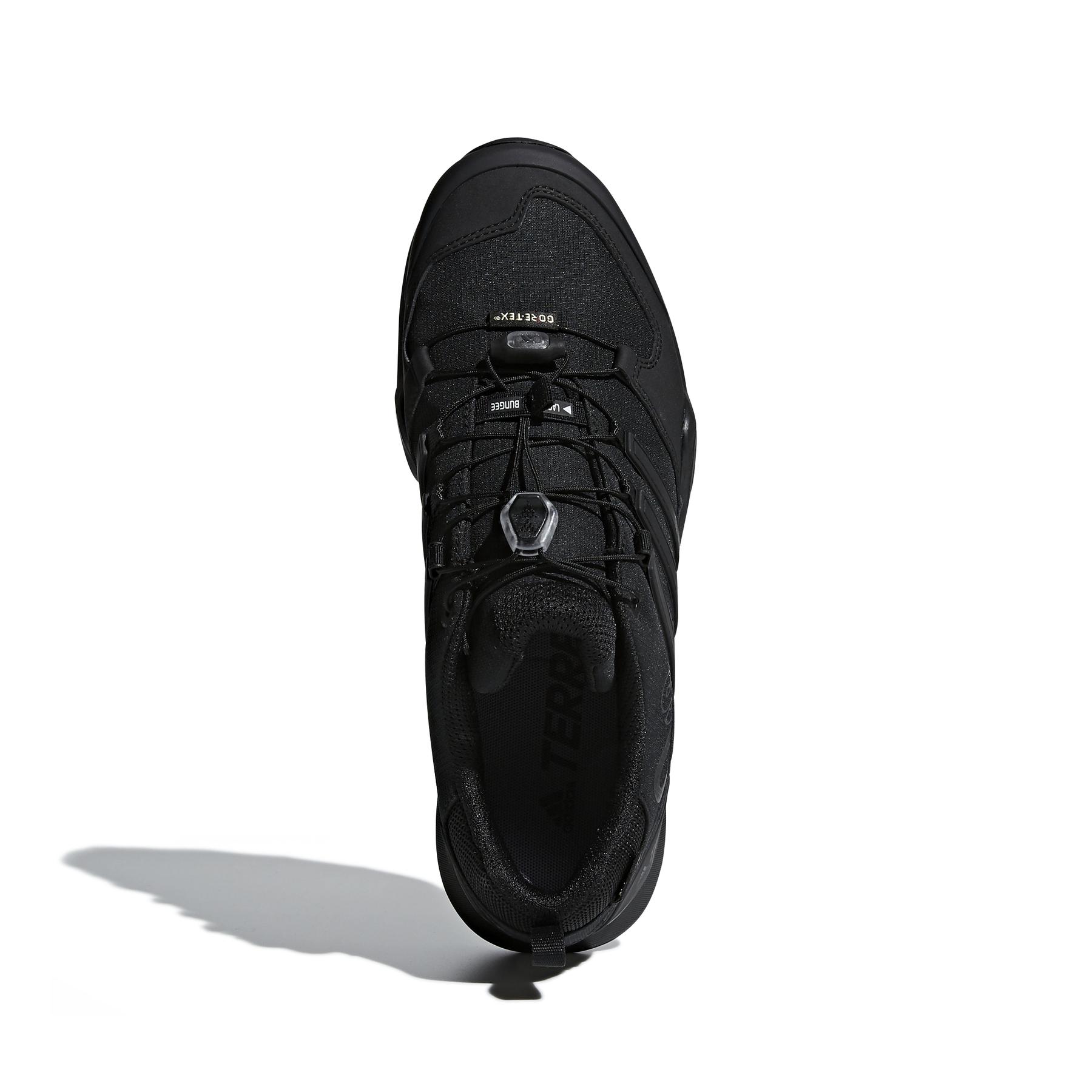product/a/d/adidas_cm7492_3_footwear_photography_top_portrait_view_white_000.jpg