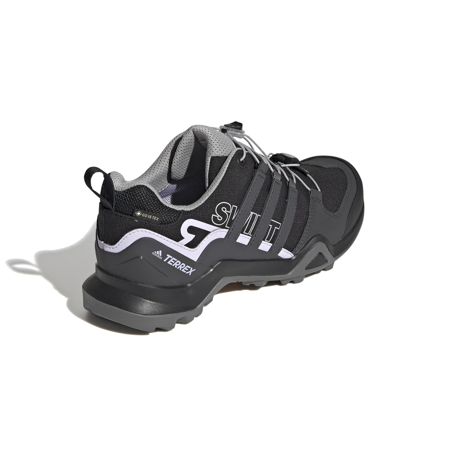 product/a/d/adidas_ef3363_7_footwear_photography_back_lateral_top_view_white_000.jpg