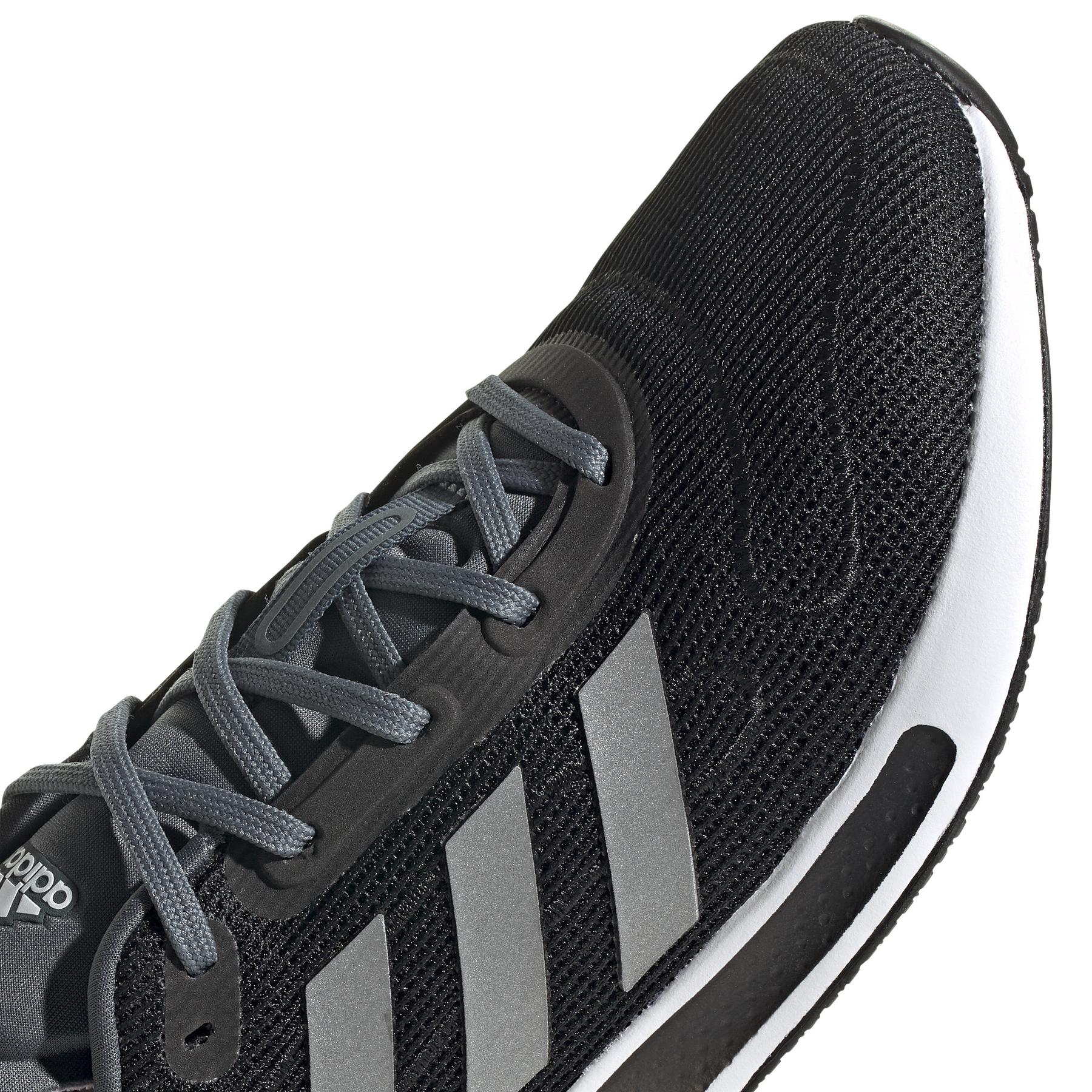 product/a/d/adidas_fw1185_9_footwear_photography_detail_view_2_white-nw031524.jpg