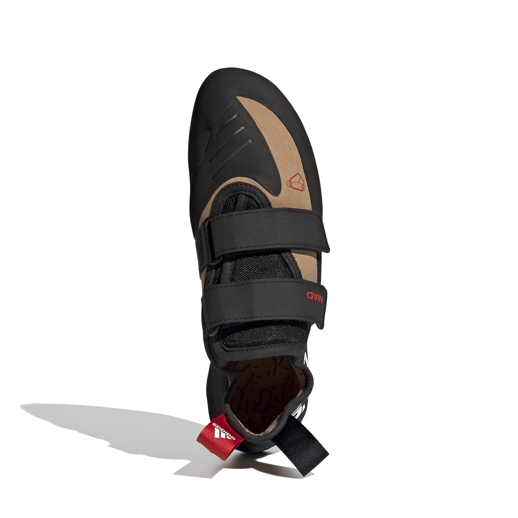 product/a/d/adidas_fw2849_3_footwear_photography_top_portrait_view_white_000.jpg