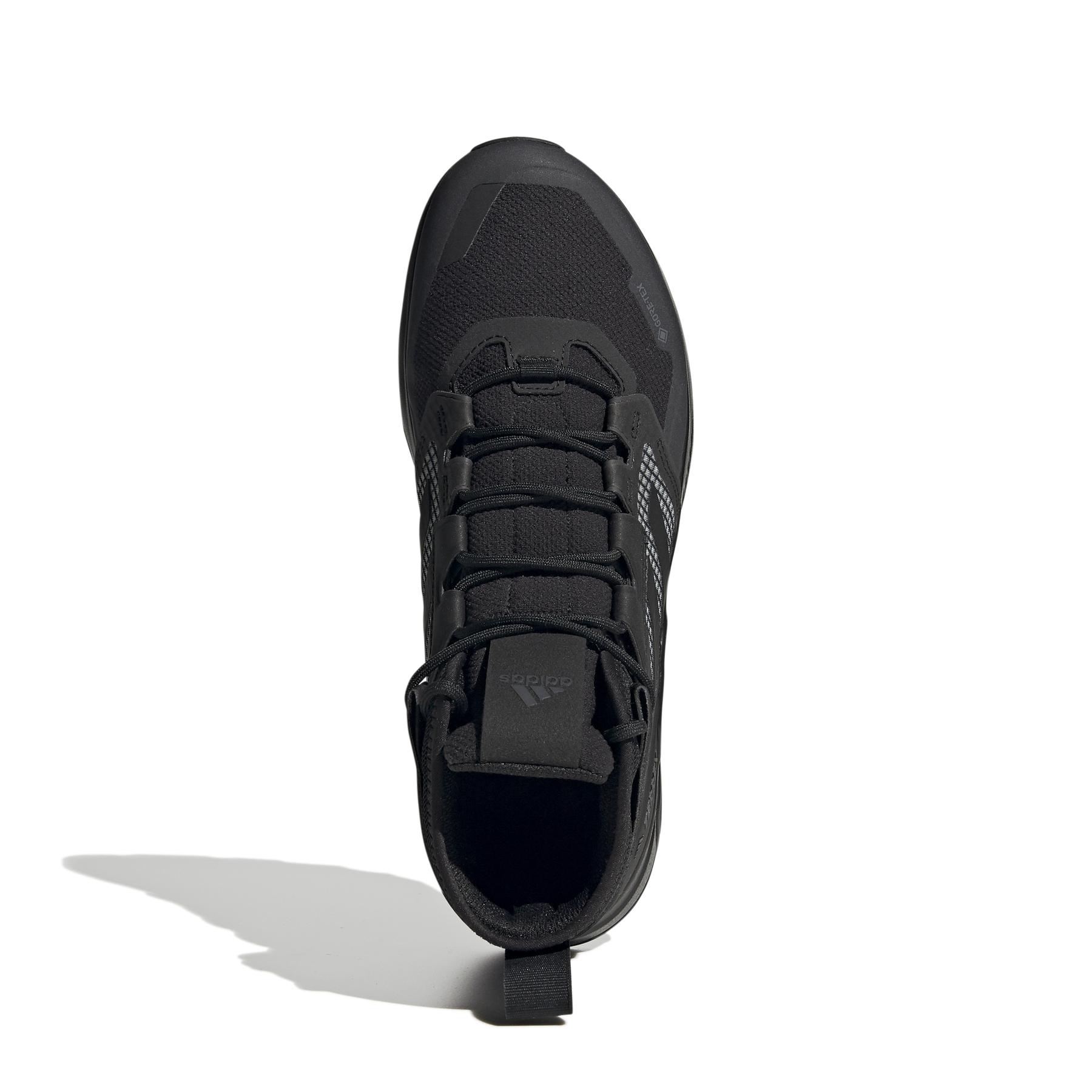 product/a/d/adidas_fy2229_3_footwear_photography_top_portrait_view_white_000.jpg