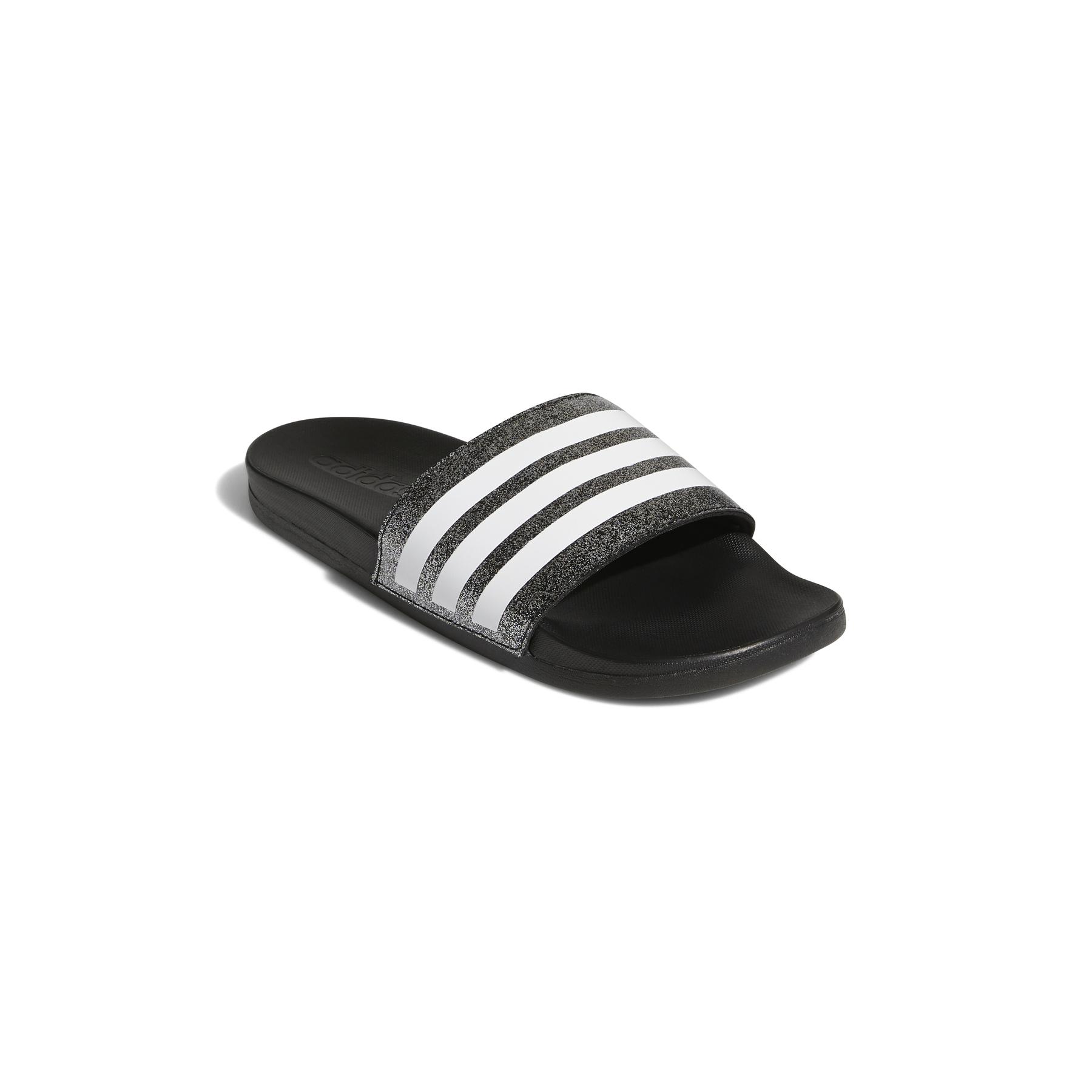 product/a/d/adidas_fy8836_6_footwear_photography_front_lateral_top_view_white_000.jpg