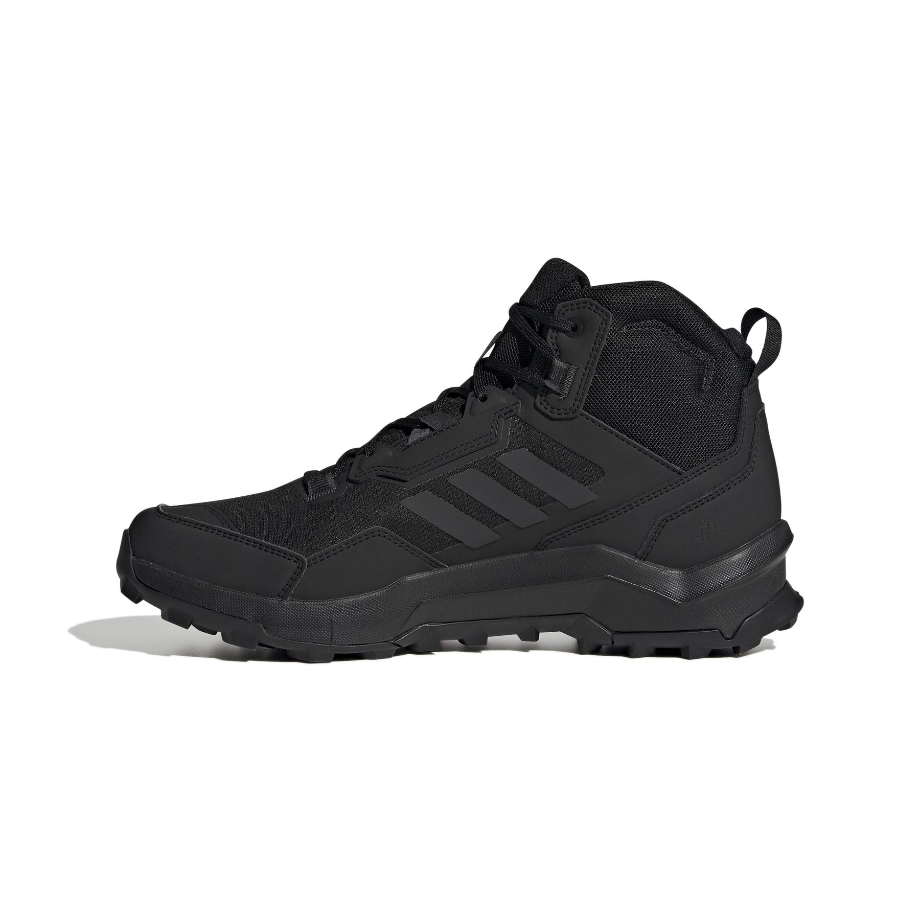 product/a/d/adidas_fy9638_5_footwear_photography_side_medial_center_view_white_000.jpg
