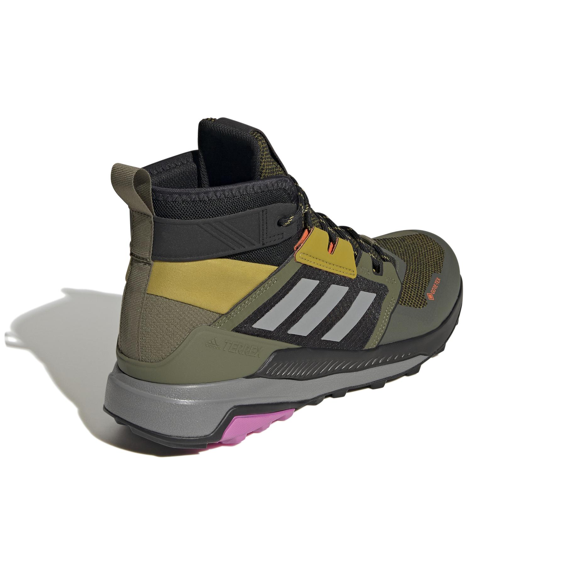 product/a/d/adidas_gv8954_7_footwear_photography_back_lateral_top_view_white_000.jpg