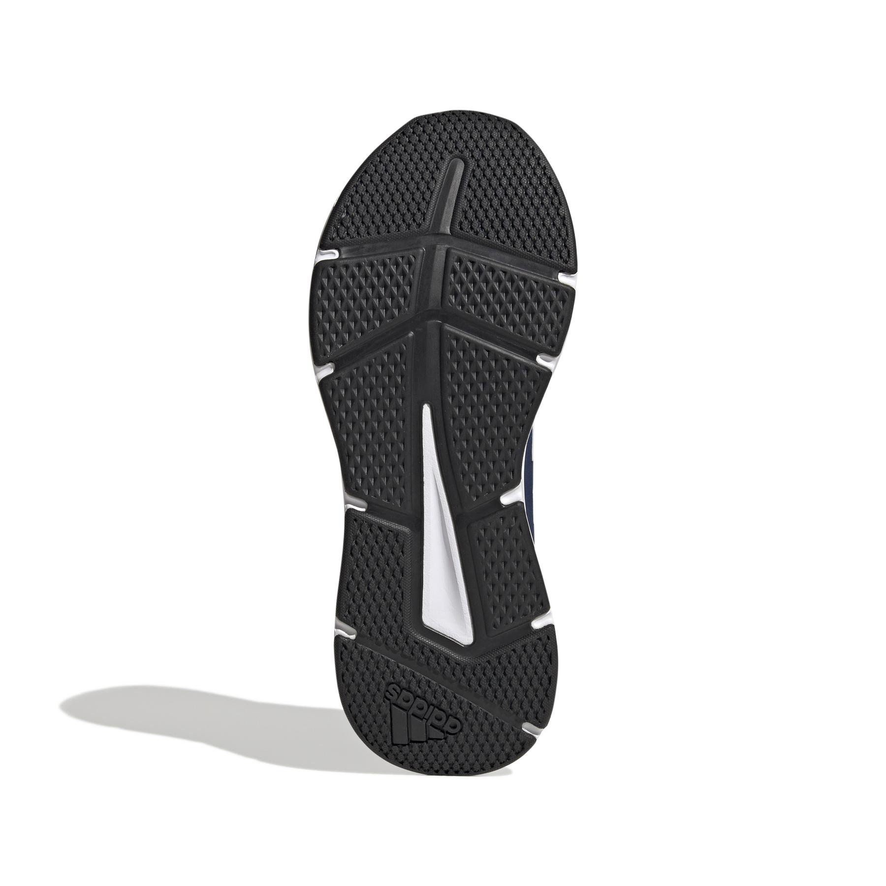 product/a/d/adidas_gw4139_4_footwear_photography_bottom_view_white_000.jpg